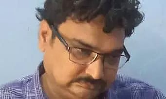 மின் இணைப்பை இடம் மாற்றம் செய்ய விவசாயியிடம் ரூ.5 ஆயிரம் லஞ்சம் வாங்கிய மின்வாரிய அதிகாரி கைது லஞ்ச ஒழிப்பு போலீசார் நடவடிக்கை