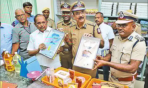 சிறைவாசிகளின் குடும்பத்திற்கு மாதம் ரூ.6 ஆயிரம் அனுப்பப்படுகிறது -அமைச்சர் ரகுபதி பேட்டி