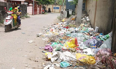 கடலூர் மாநகராட்சியில் குப்பை கிடங்காக மாறி வரும் குடியிருப்புகள்