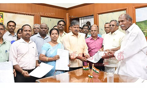 துணை தாசில்தாராக பதவி உயர்வு