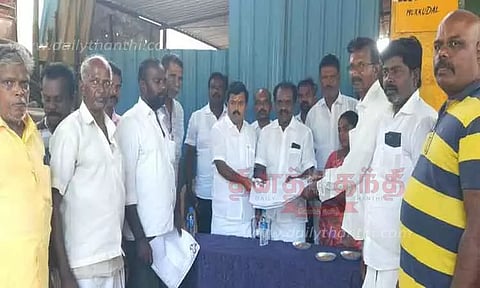 அ.தி.மு.க. உறுப்பினர் சேர்க்கை முகாம்