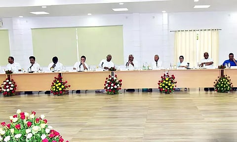 ஆம் ஆத்மியின் நிலைப்பாடு: எதிர்க்கட்சிகளின் ஒற்றுமைக்கு பின்னடைவா? - டி.ராஜா