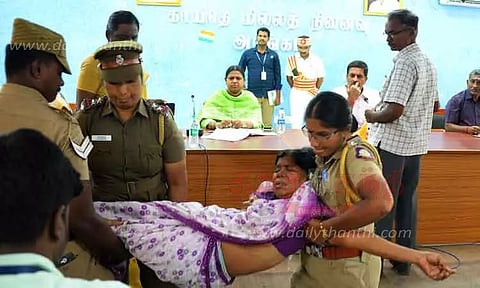 போலி டாக்டர்கள் மீது நடவடிக்கை எடுக்க வேண்டும்