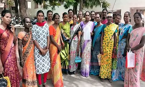 இலவச வீட்டு மனைப்பட்டா வழங்க வேண்டும்