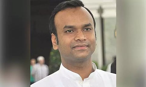 கர்நாடகத்தில் குடிநீர் தட்டுப்பாட்டை போக்க தீவிர நடவடிக்கை; அதிகாரிகளுக்கு மந்திரி பிரியங்க் கார்கே உத்தரவு