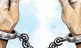 காரில் 700 கிலோ ரேஷன் அரிசி கடத்தியவர் கைது