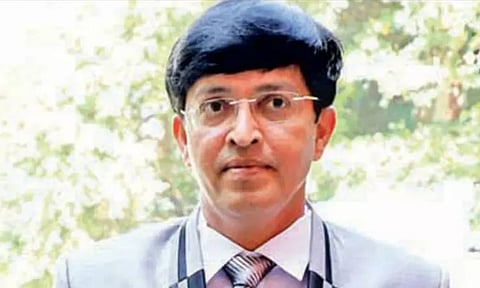 வளர்ச்சி திட்டப்பணிகளை பருவமழைக்கு முன்பாக முடிக்க வேண்டும் - அதிகாரிகளுக்கு ஜெ.ராதாகிருஷ்ணன் உத்தரவு