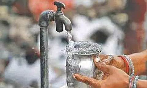 அசுத்த நீரை குடித்த 54 பேருக்கு வாந்தி - மயக்கம்