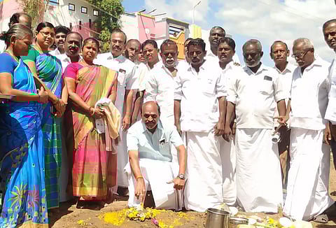 கோவில்பட்டி சிந்தாமணி நகரில் ரூ.14 லட்சத்தில் புதிய ரேஷன் கடை கட்டிடம் கட்ட பூமிபூஜை