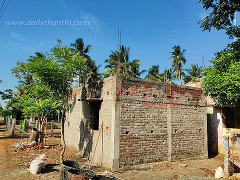 சமையல் அறைக்கு கட்டிடம் கட்டும் பணி தீவிரம்