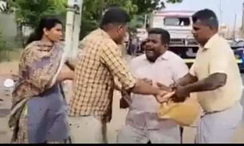 துணை போலீஸ் சூப்பிரண்டு அலுவலகம் முன்பு விவசாயி தீக்குளிக்க முயன்றதால் பரபரப்பு