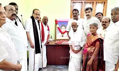 இடி மழை உதயன் நினைவு இல்லம் திறப்பு