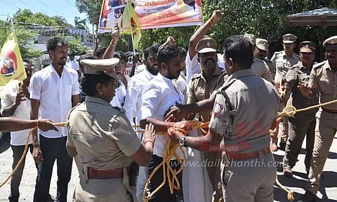 நெல்லையில் 'மாமன்னன்' திரைப்படம் வெளியான தியேட்டர்கள் முற்றுகை; 25 பேர் கைது