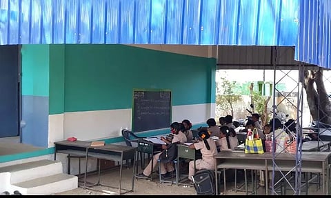 நிலத்தை அளவீடு செய்து தராமல் அதிகாரிகள் இழுத்தடிப்பு