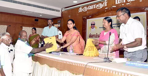 முழுநேர விவசாய பணிக்கு மாற்றி அமைக்க வேண்டும்