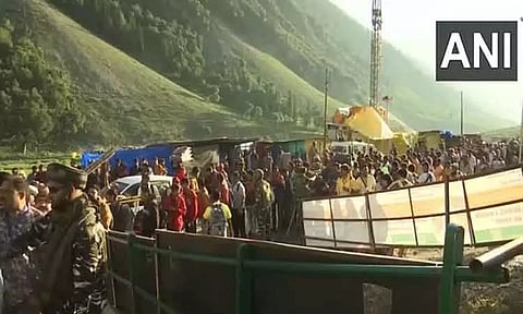 அமர்நாத் யாத்திரை சென்றவர்களிடம் சுமார் 400-க்கும் மேற்பட்ட போலி பதிவுச்சீட்டுகள் விற்பனை - 3 பேர் கைது