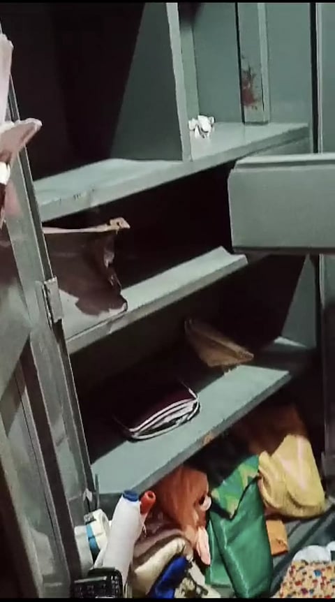 லாரி கிளீனர் வீட்டில் ரூ.16 லட்சம் நகை-பணம் திருட்டு