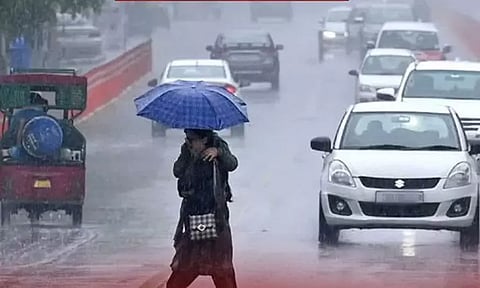 தமிழகத்தில் 23 மாவட்டங்களில் அடுத்த 3 மணி நேரத்தில் மிதமான மழை பெய்யும்..!