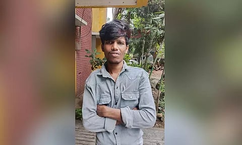 மருத்துவமனை பெண் ஊழியர்களிடம் ஆபாசமாக பேசிய போலீஸ் அதிகாரி மகன் கைது