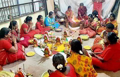 ஆதிபராசக்தி வார வழிபாட்டு மன்றத்தில் மழை வேண்டி வேள்வி பூஜை