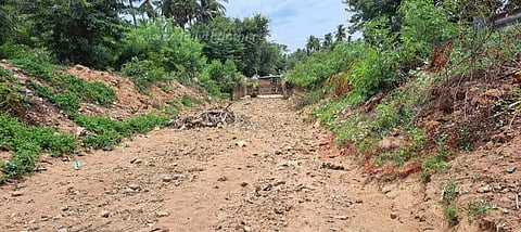 இறுதிவரை சென்றடையும் முன்பு 3 நாட்களில் நிறுத்தப்பட்ட தண்ணீர்