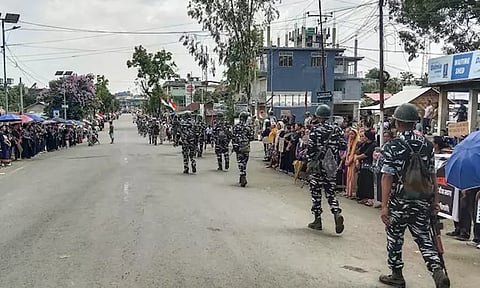 மணிப்பூரில் ராணுவ முகாமில் அத்துமீறி நுழந்து ஆயுதங்களை திருட முயன்ற கும்பல்: ஒருவர் சுட்டுக்கொலை