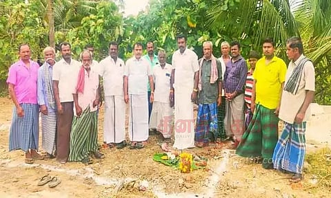 மேல்நிலை நீர்த்தேக்க தொட்டி கட்டுவதற்கு அடிக்கல் நாட்டு விழா