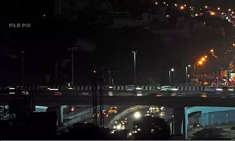 சென்னை மேம்பாலங்களில் இரவு நேர போக்குவரத்துக்கு மீண்டும் அனுமதி