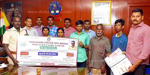 விபத்தில் இறந்த போலீஸ்காரரின்குடும்பத்திற்கு நிதிஉதவி