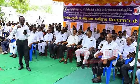 வக்கீல்கள் உண்ணாவிரதம்