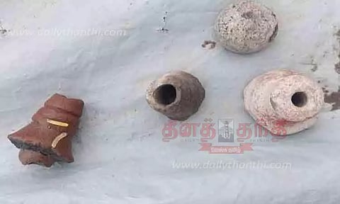 விஜயகரிசல்குளம் அகழாய்வில் கிடைத்த சங்கு வளையல்கள்