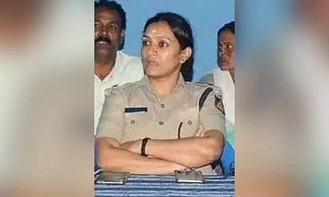 இளைஞர்கள் செல்போனுக்கு அடிமையாகி விடக்கூடாது போலீஸ் சூப்பிரண்டு அறிவுரை