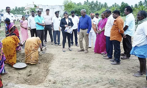 1,400 பண்ணை குட்டைகள் அமைத்து உலக சாதனை படைப்போம்