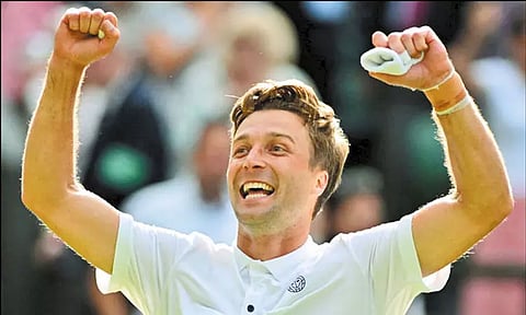 விம்பிள்டன் டென்னிஸ்: கேஸ்பர் ரூட் அதிர்ச்சி தோல்வி