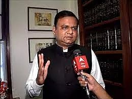 ஏக்நாத் ஷிண்டே உள்பட 16 எம்.எல்.ஏ.க்கள் தகுதி நீக்கம் குறித்த விசாரணை விரைவில் தொடங்கும் - சபாநாயகர் தகவல்