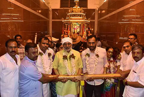 "அரசியல் சாசன காவலனாக கவர்னரை பார்க்க வேண்டும்"