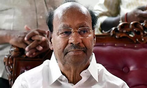 பிற மாநிலங்களில் இளநிலை மருத்துவம் படித்தவர்களை முதுநிலை மருத்துவம் பயில தமிழக அரசு அனுமதிக்க வேண்டும் - டாக்டர் ராமதாஸ்