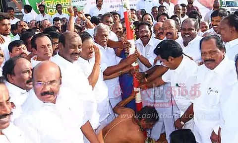 மதுரையில் அடுத்த மாதம் 20-ந் தேதி நடைபெறும்அ.தி.மு.க. மாநில மாநாட்டுக்கு கால்கோள் விழா- முன்னாள் அமைச்சர்கள் பங்கேற்பு