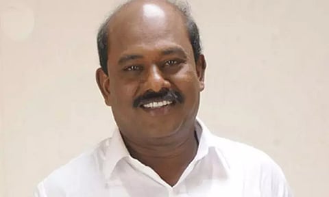 மளிகை பொருட்களின் விலையை குறைக்க கமிட்டி அமைக்க வேண்டும் கடலூரில் விக்கிரமராஜா பேட்டி