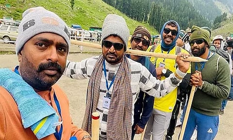 அமர்நாத் யாத்திரைக்கு சென்ற தார்வாரை சேர்ந்த 5 பேர் பத்திரமாக உள்ளனர்