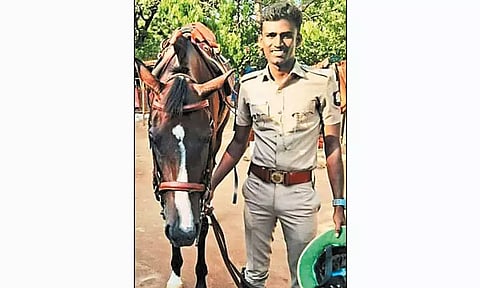அயனாவரத்தில் குதிரைப்படை போலீஸ்காரர் தற்கொலை