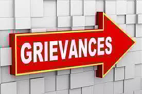 போலீஸ் நிலையத்தில் மக்கள் குறைதீர்ப்பு முகாம்