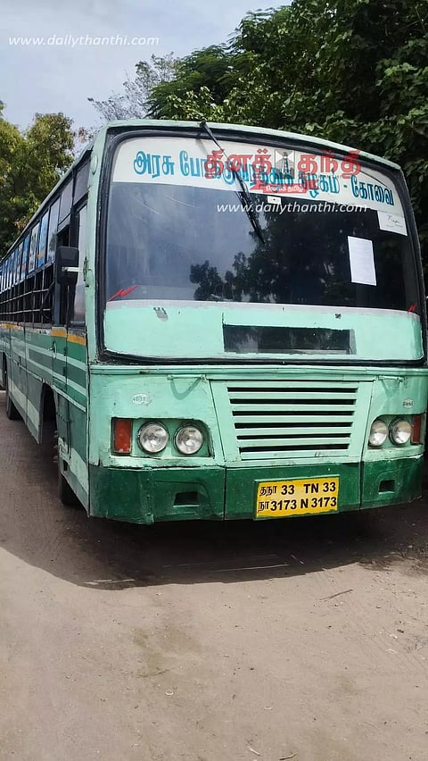 விபத்து வழக்கில் நஷ்டஈடு வழங்காததால் 2 அரசு பஸ்கள் ஜப்தி