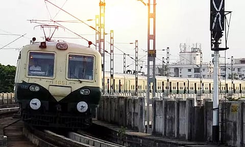 கடற்கரை - வேளச்சேரி வழித்தடத்தில் பெண் பயணிகளின் பாதுகாப்பை உறுதி செய்ய சிறப்பு குழு - ரெயில்வே போலீஸ் நடவடிக்கை