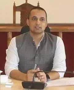 குடகில் சுற்றுலா பயணிகளின் பாதுகாப்புக்கு முக்கியத்துவம் கலெக்டர் பேச்சு