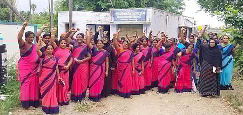 ஊத்தங்கரையில்அங்கன்வாடி ஊழியர்கள் ஆர்ப்பாட்டம்