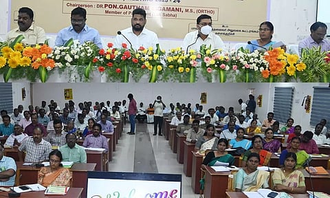 வளர்ச்சி திட்டப்பணிகளை விரைந்து முடிக்க வேண்டும்