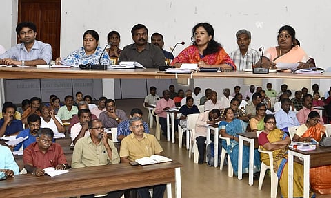 ரூ.1,000 உரிமை தொகை வழங்கும் திட்டத்தில் கட்டணமின்றி பெண்கள் விண்ணப்பிக்கலாம்; கலெக்டர் ஷஜீவனா தகவல்