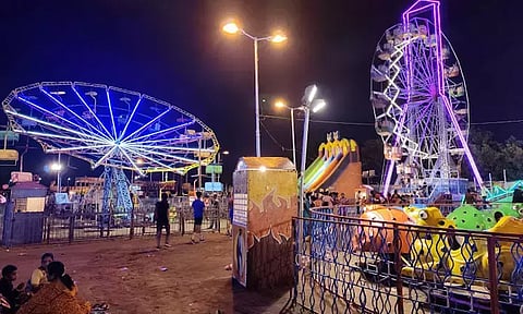 ரூ.50 கோடியில் தீவுத்திடல் நவீன மயமாகிறது அமைச்சர்கள் சேகர்பாபு, ராமச்சந்திரன் நேரில் ஆய்வு