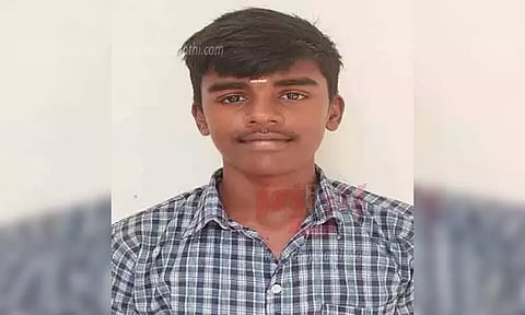 அரசு பள்ளி மாணவர் தேர்வு